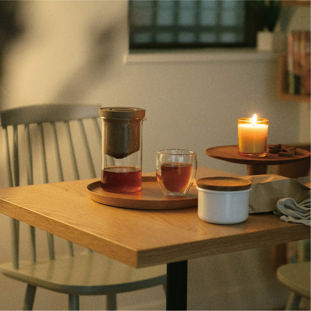 Japanese Candles, Incense, and Snacks: A Cozy Ritual for the Cold Season