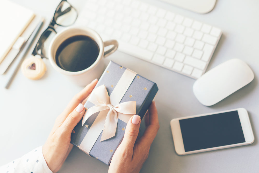 Inexpensive Employee Gift Ideas That Show You Care | Bokksu