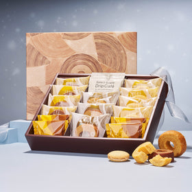 Fluffy Baumkuchen Cake & Coffee Gift Set (18 Pieces, 5 Flavors)