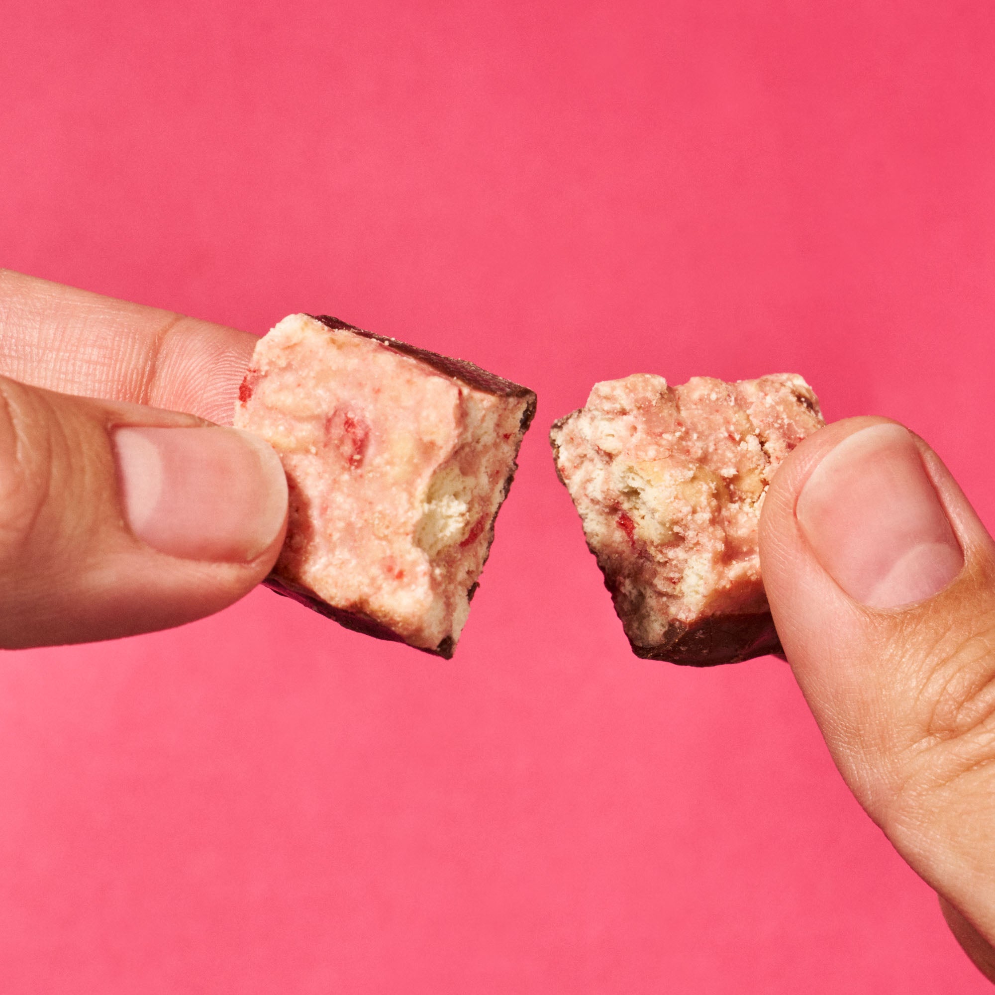 Bite-sized Strawberry Thunder (1 Bag, ~10 pieces)
