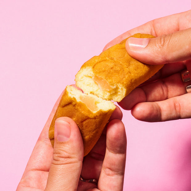 HITOIKICAFE Strawberry Stick Cake (1 Pack)