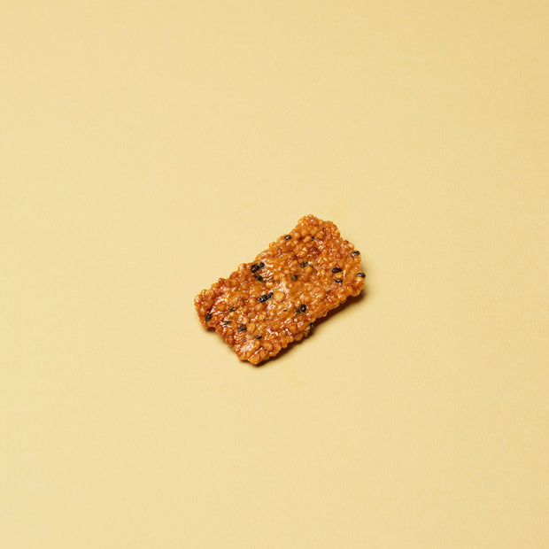 Okogemeshi Senbei: Sesame (1 Piece)