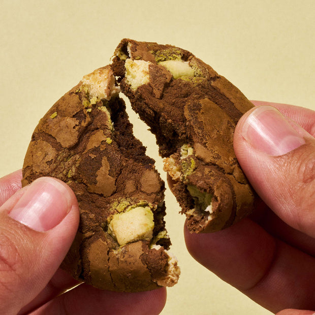 CACAOCAT Bake mini Cookie: Matcha Chocolate (1 Piece)