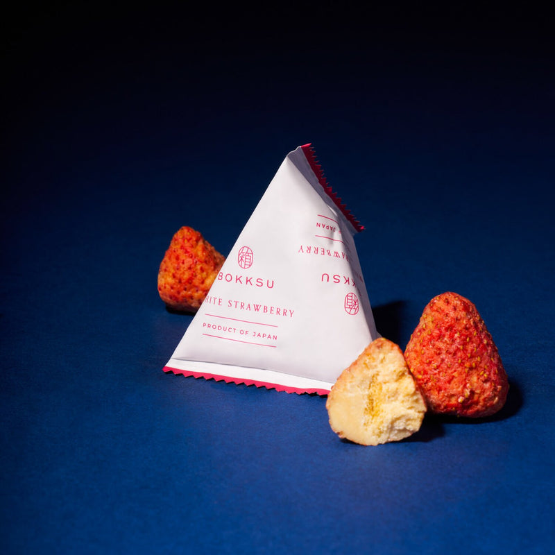 White Strawberry (2 Pieces)