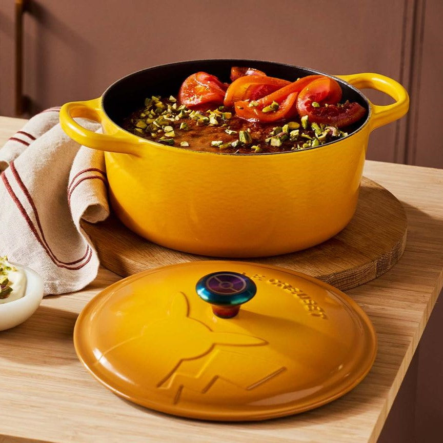 LE CREUSET × ポケットモンスター Pokémon Le Creuset Cocotte Ronde: Pikachu Edition